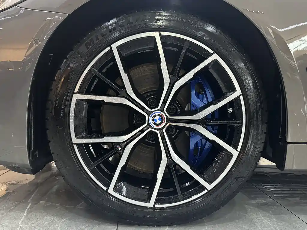 BMW 5 Series Imported 2022 Facelift 2 540i Fashion Edition M Sports Package купить на сайте DeffCars