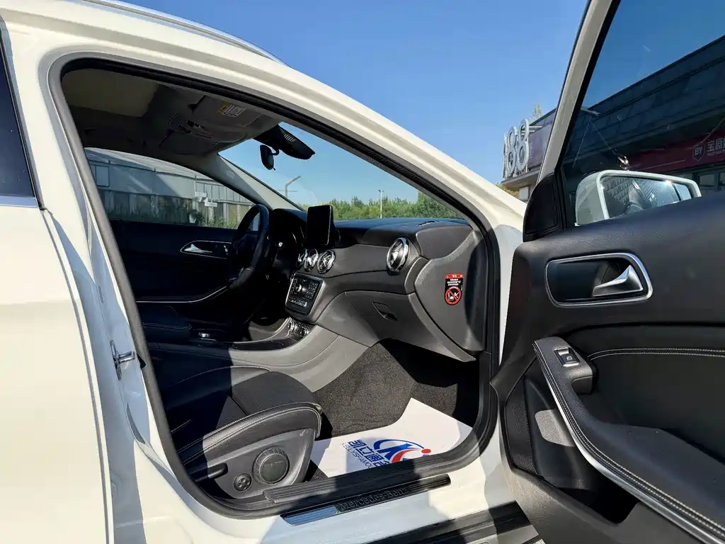 Mercedes-Benz GLA 2018 GLA 200 Dynamic купить на сайте DeffCars