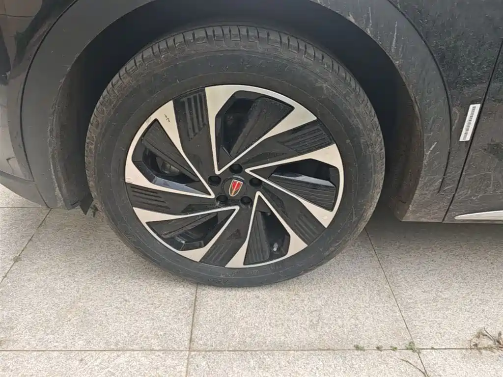 Hongqi HS7 PHEV 2024 2.0T PHEV four-wheel drive Qichang version 7 seats купить на сайте DeffCars