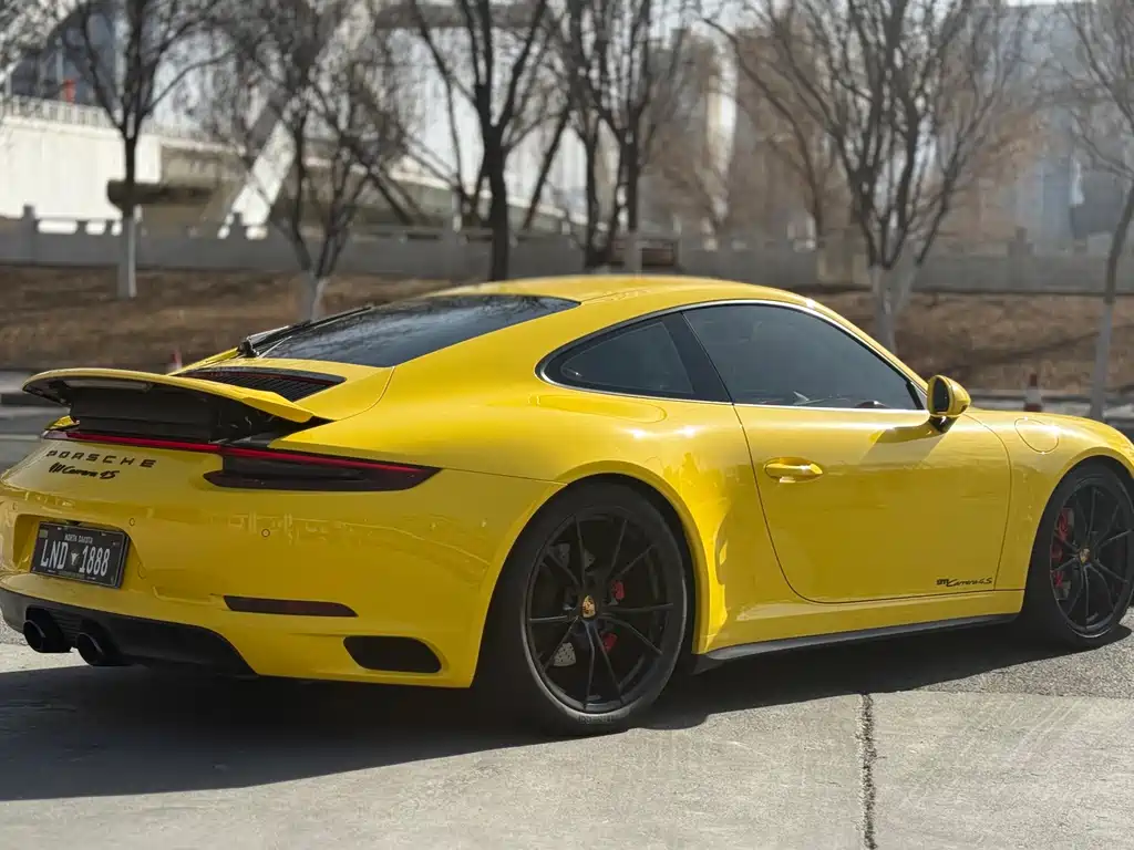 Porsche 911 2016 Carrera 4 3.0T купить на сайте DeffCars