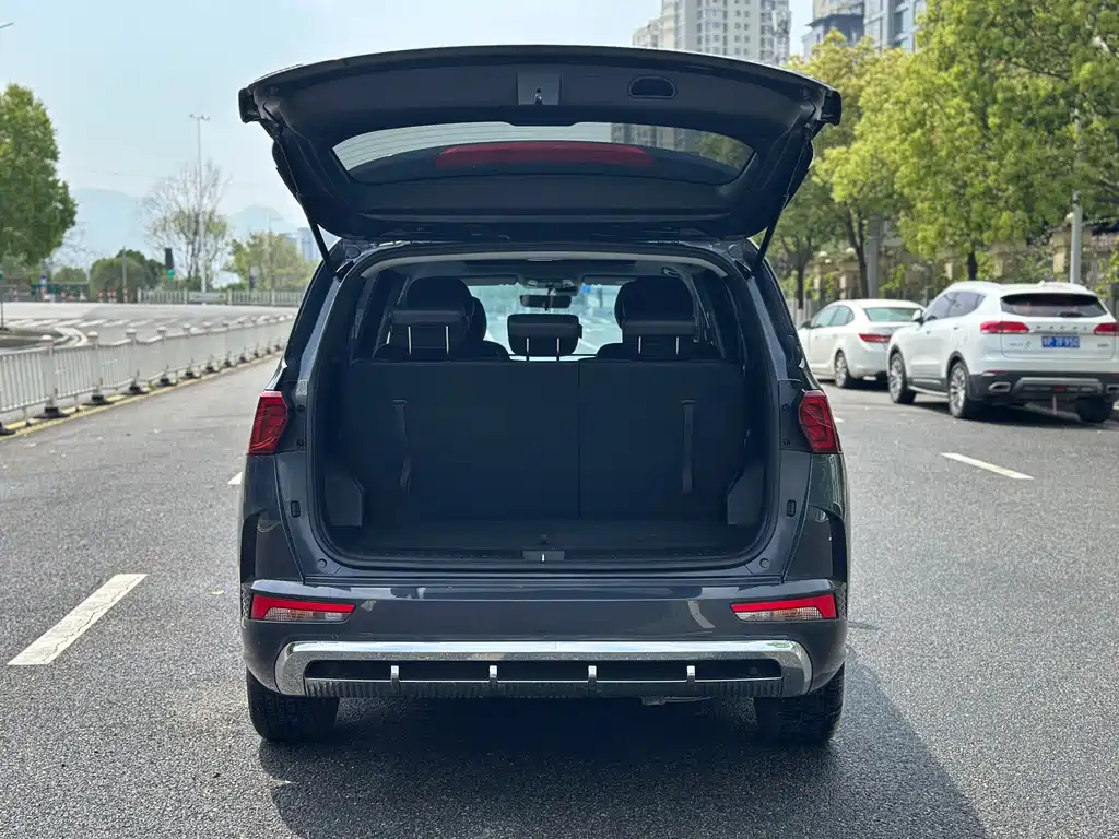 Kustu 2024 270TGDi LUX Premium Edition купить на сайте DeffCars