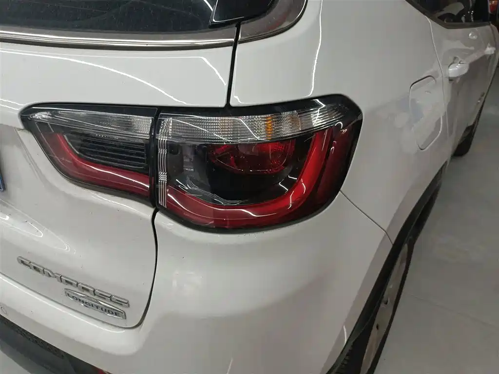 Compass 2017 200T Automatic Home Edition купить на сайте DeffCars