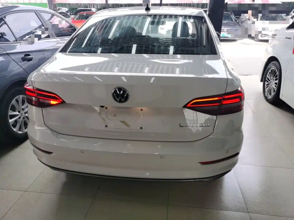 Lavida 2021 1.5L automatic comfort version купить на сайте DeffCars