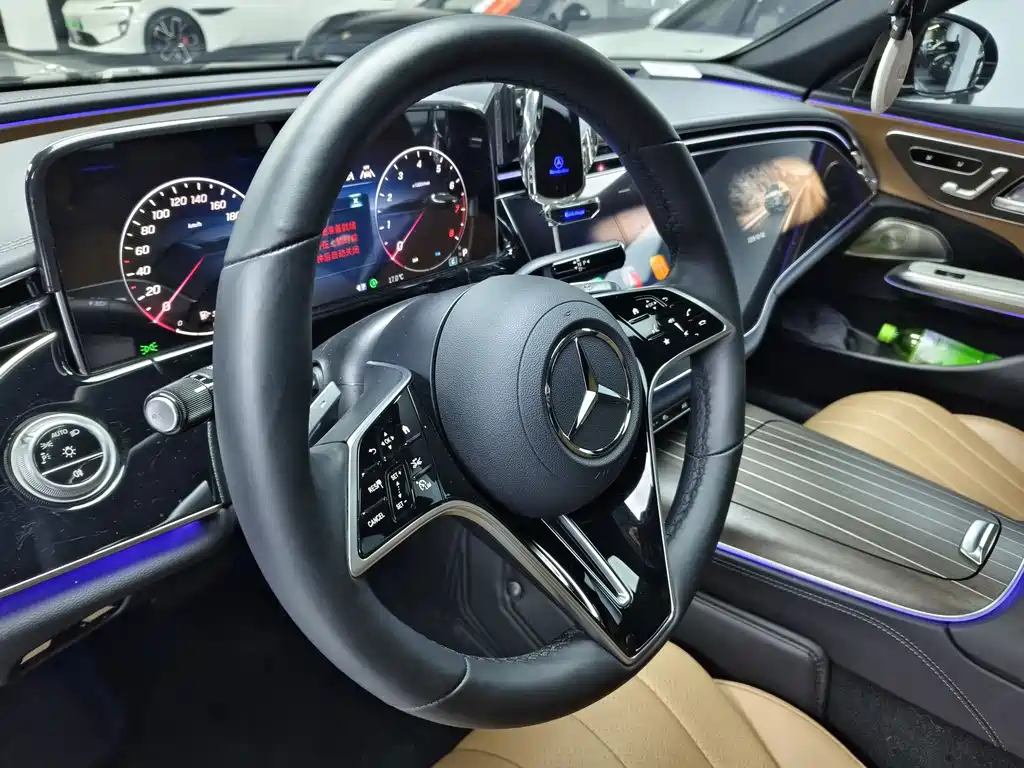 Mercedes-Benz E-Class 2024 E 300 L Luxury Model купить на сайте DeffCars