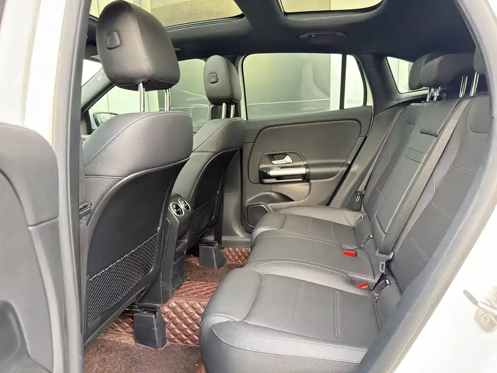Mercedes-Benz GLA 2024 GLA 220 купить на сайте DeffCars