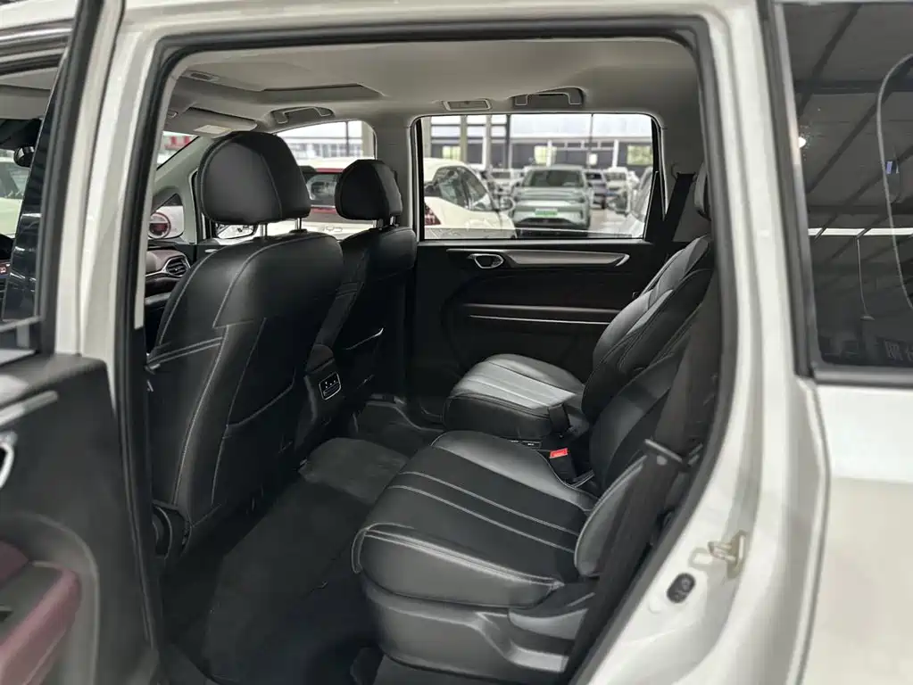 Trumpchi M6 2021 PRO 270T DCT Deluxe Edition купить на сайте DeffCars