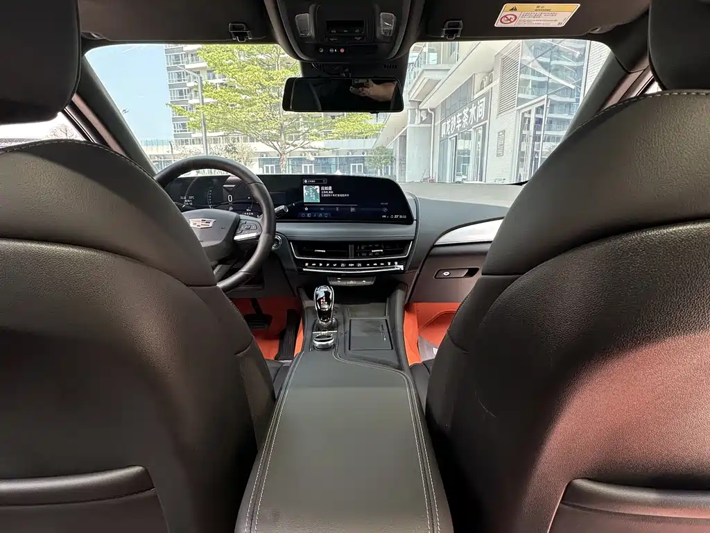 Cadillac CT5 2024 28T luxury model купить на сайте DeffCars