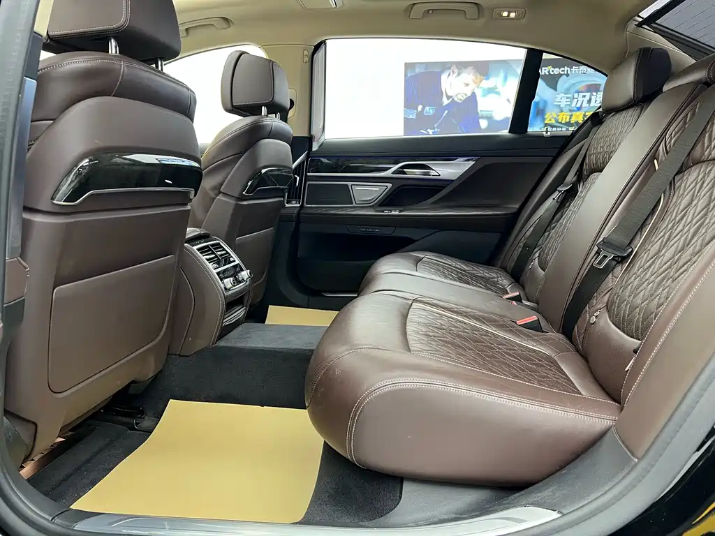 BMW 7 Series 2019 740Li Leading M Sports Package купить на сайте DeffCars