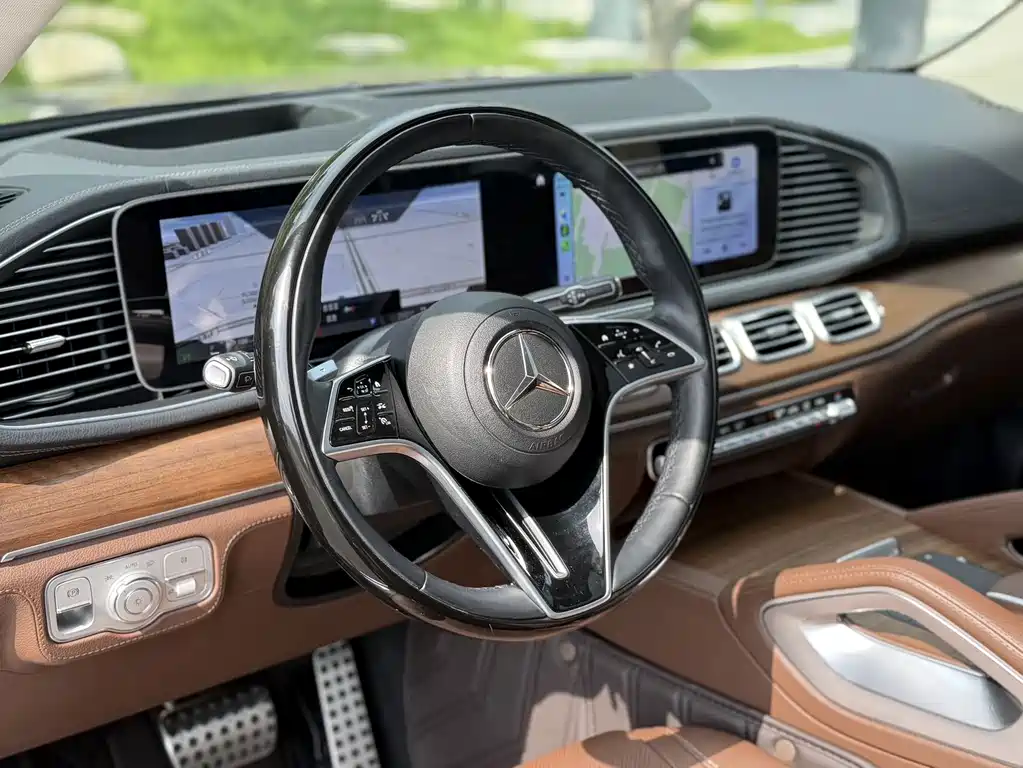 Mercedes-Benz GLS 2025 GLS 450 4MATIC luxury model купить на сайте DeffCars