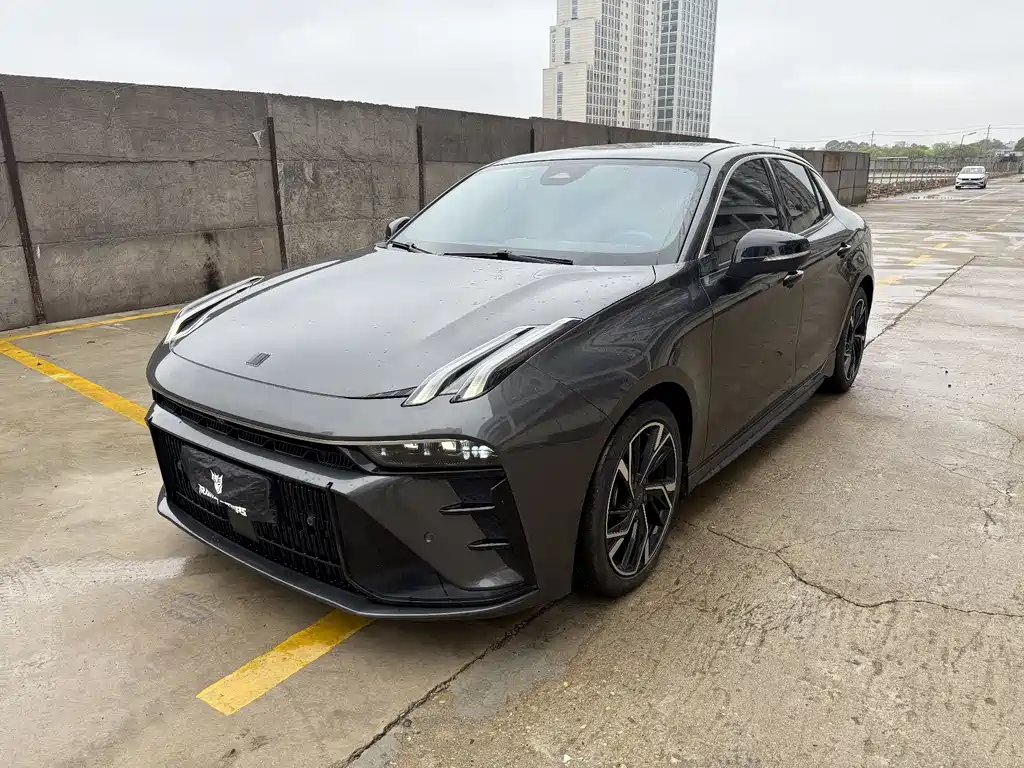 Lynk & Co 03 2023 1.5TD DCT Plus купить на сайте DeffCars