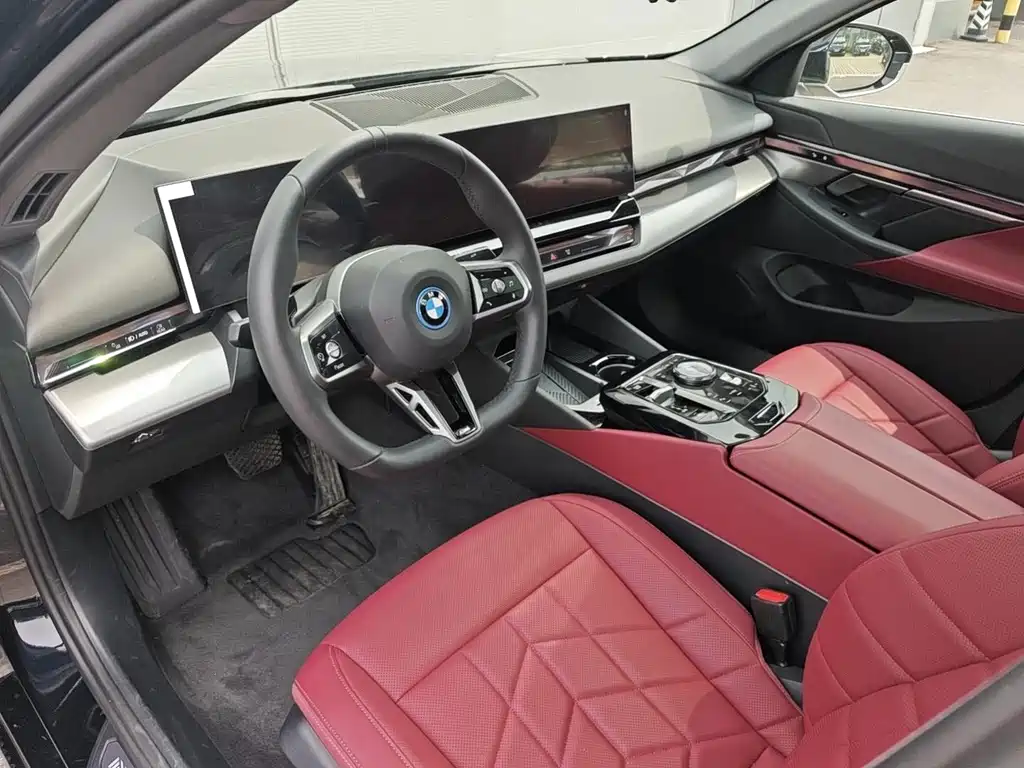 BMW i5 2025 eDrive 35L M Sports Package купить на сайте DeffCars