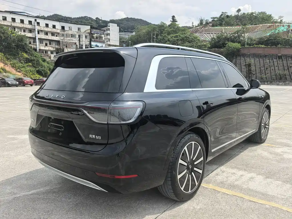 Wenjie M9 2024 extended range Ultra version 52kWh 6-seater version купить на сайте DeffCars