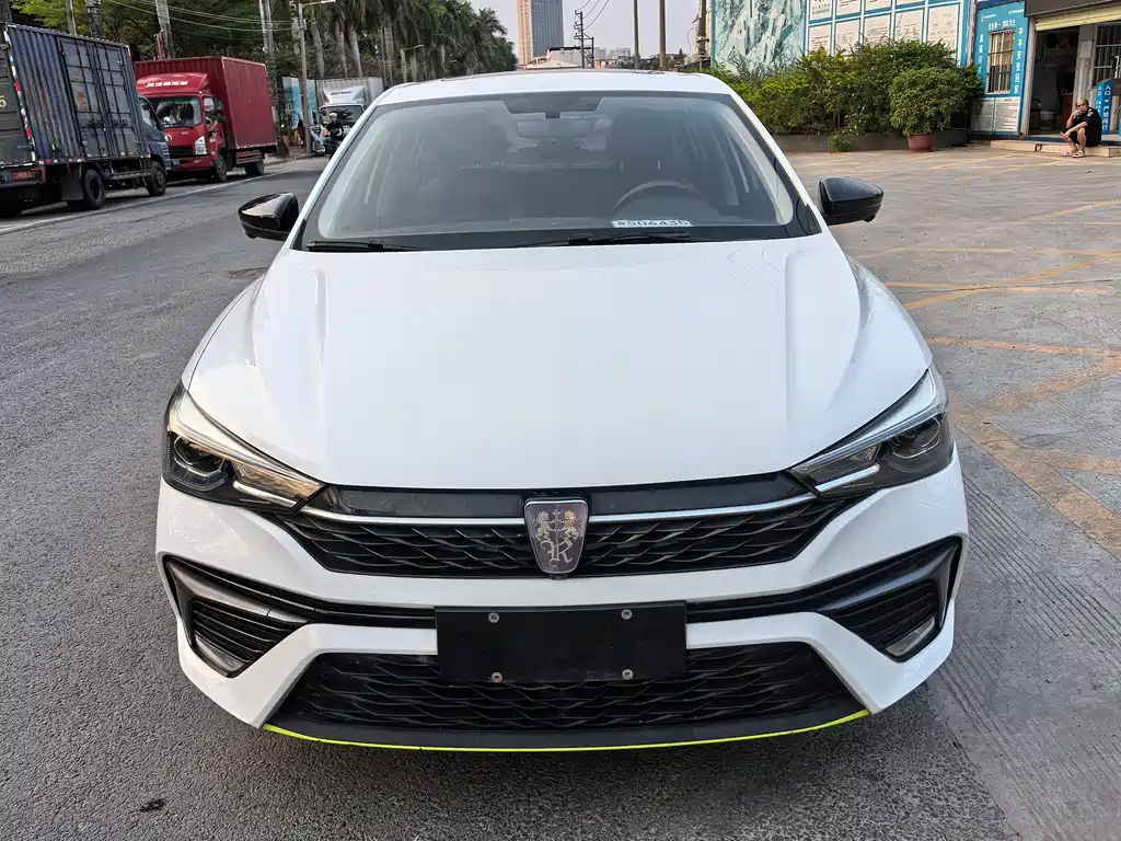 Roewe i5 2021 1.5L CVT Diamond Edition купить на сайте DeffCars