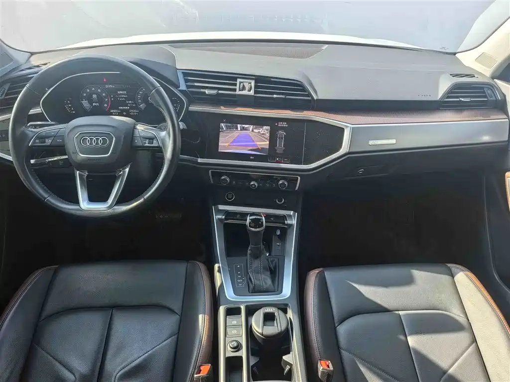 Audi Q3 2021 35 TFSI Fashionable and Elegant купить на сайте DeffCars