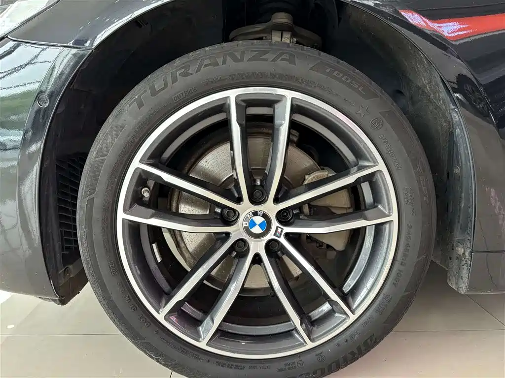 BMW 5 Series 2022 525Li M Sports Package купить на сайте DeffCars