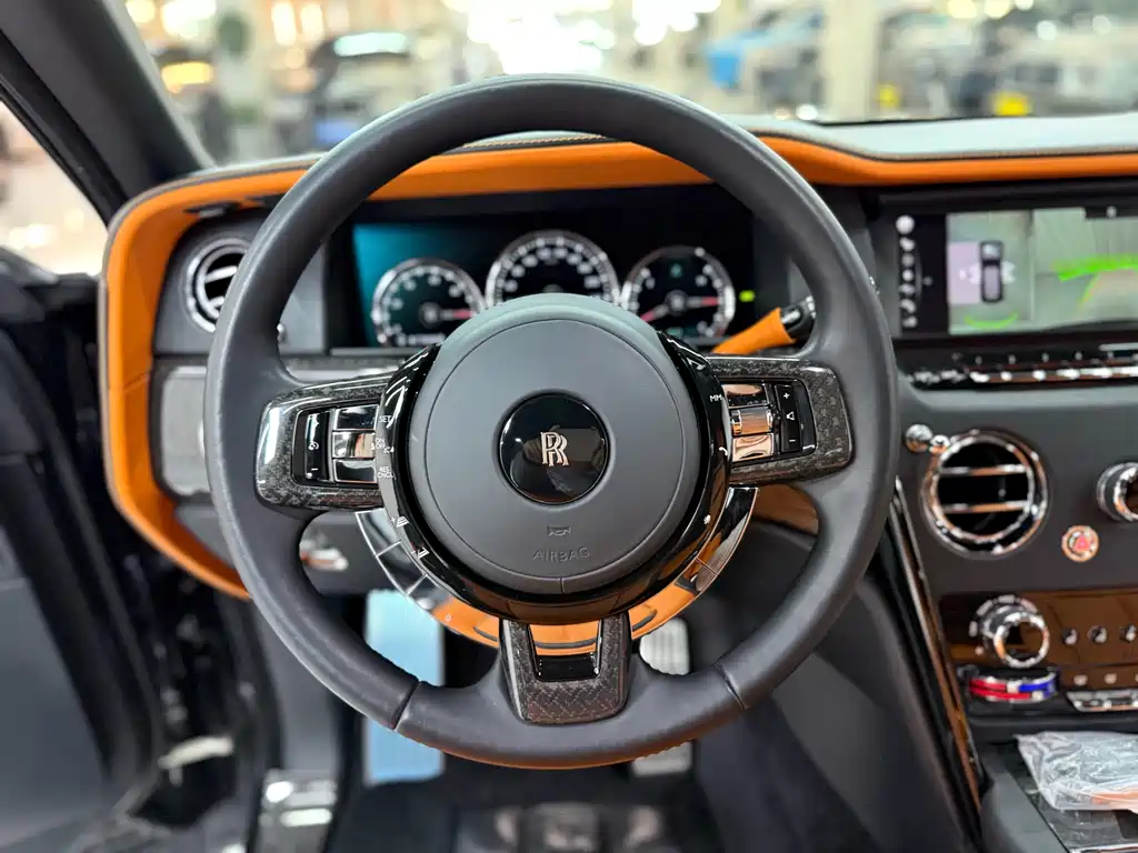 Cullinan 2020 Black Badge купить на сайте DeffCars
