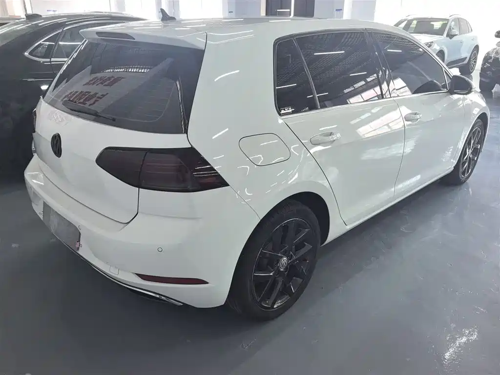 Golf 2020 Beloved Edition 280TSI DSG Comfort Type купить на сайте DeffCars