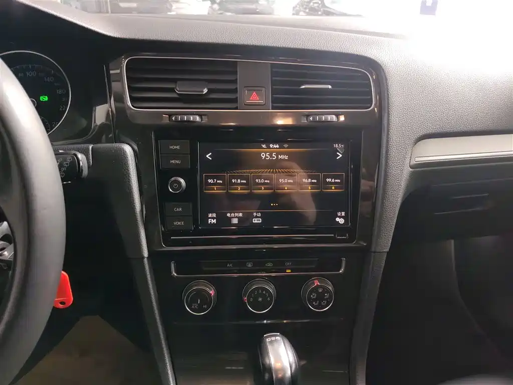 Golf 2019 200TSI DSG Comfort and Progress Edition National VI купить на сайте DeffCars