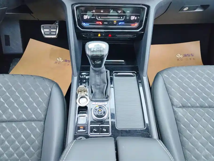 Touron 2020 Touron X facelift 380TSI four-wheel drive luxury version купить на сайте DeffCars