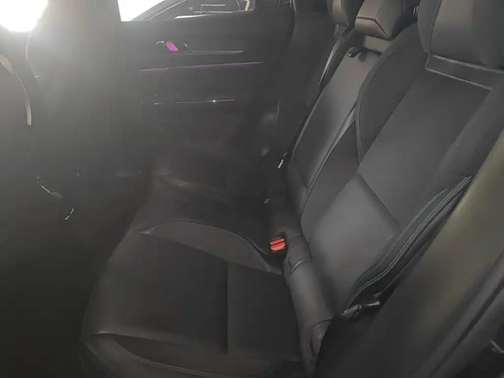 Lynk & Co 05 EM-P 2021 1.5TD PHEV HALO купить на сайте DeffCars