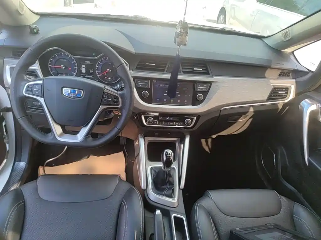 Vision X3 2017 1.5L manual premium model купить на сайте DeffCars