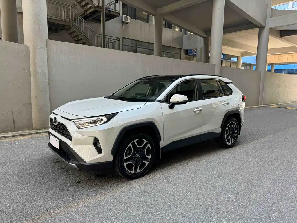 RAV4 Rongfang 2020 2.0L CVT four-wheel drive premium version купить на сайте DeffCars