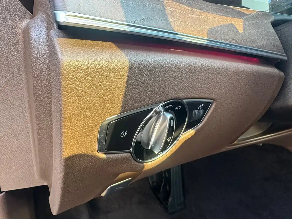 Mercedes-Benz E-Class 2022 Model Three E 300 L Luxury Model купить на сайте DeffCars