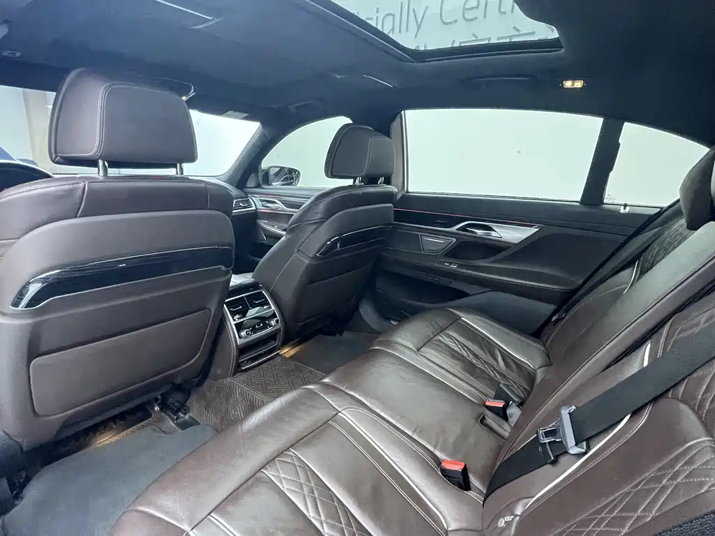 BMW 7 Series 2021 730Li M Sports Package купить на сайте DeffCars