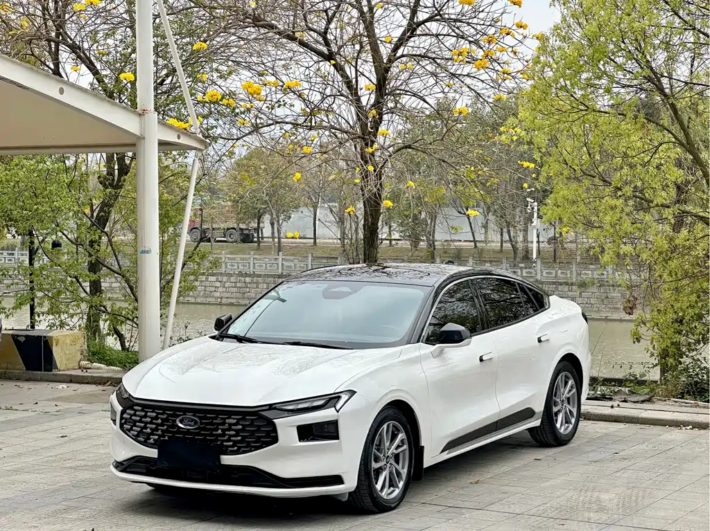 Mondeo 2023 EcoBoost 245 Luxury купить на сайте DeffCars