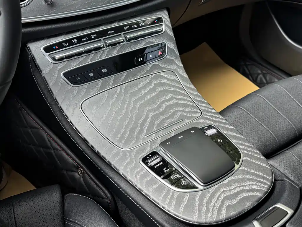 Mercedes-Benz E-Class 2022 E 260 L купить на сайте DeffCars