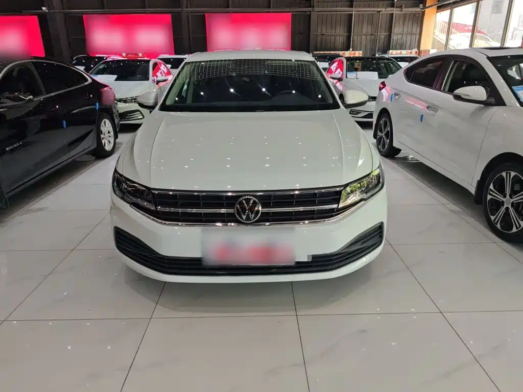 Bora 2021 1.5L Automatic Fashion Zhi Lian Edition купить на сайте DeffCars