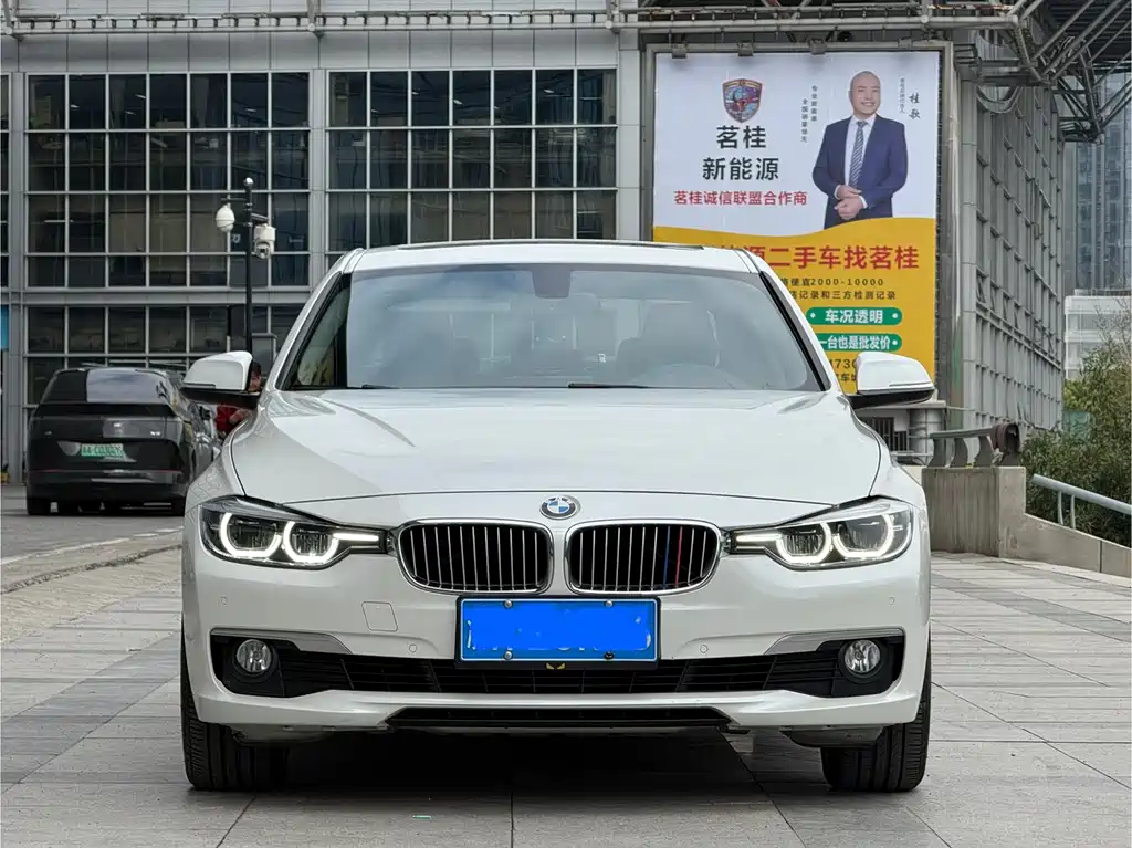 BMW 3 Series 2019 320Li Fashion Model купить на сайте DeffCars