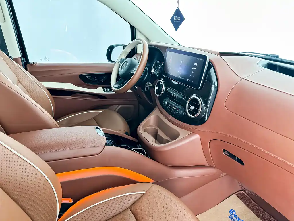 Vito 2020 2.0T Business Edition 7 seats купить на сайте DeffCars