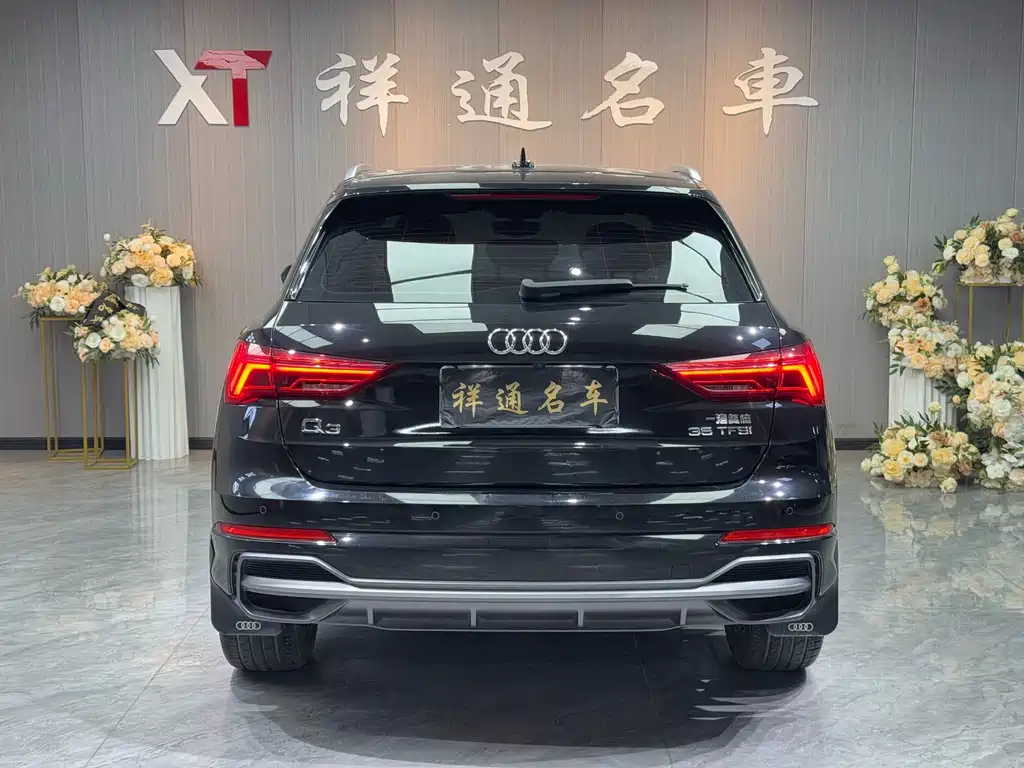 Audi Q3 2021 35 TFSI Fashionable and Dynamic купить на сайте DeffCars