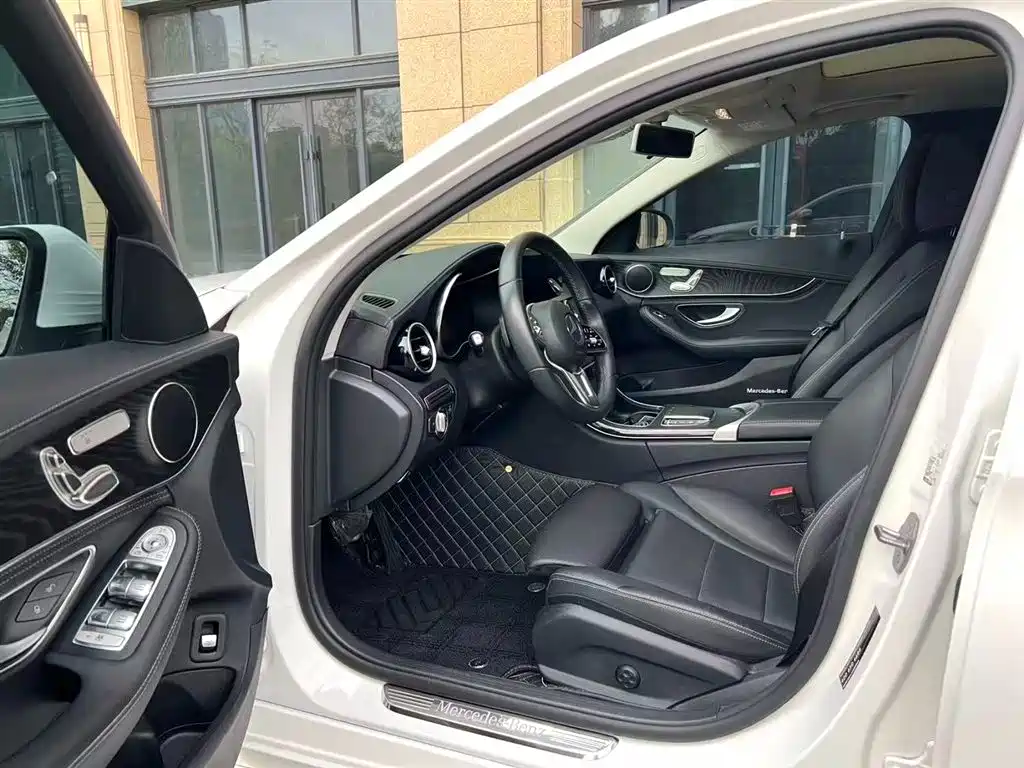 Mercedes-Benz C-Class 2019 facelift C 260 L sports version купить на сайте DeffCars