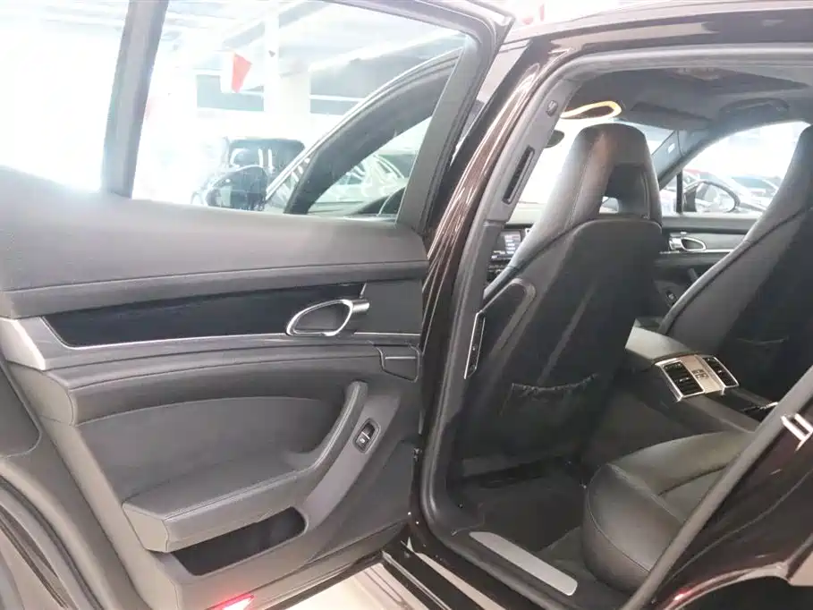 Panamera 2010 Panamera 3.6L купить на сайте DeffCars
