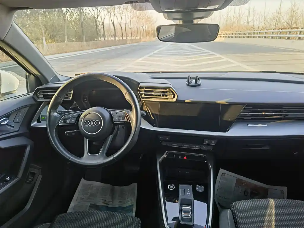 Audi A3 2023 A3L Limousine 35 TFSI aggressive and sporty купить на сайте DeffCars