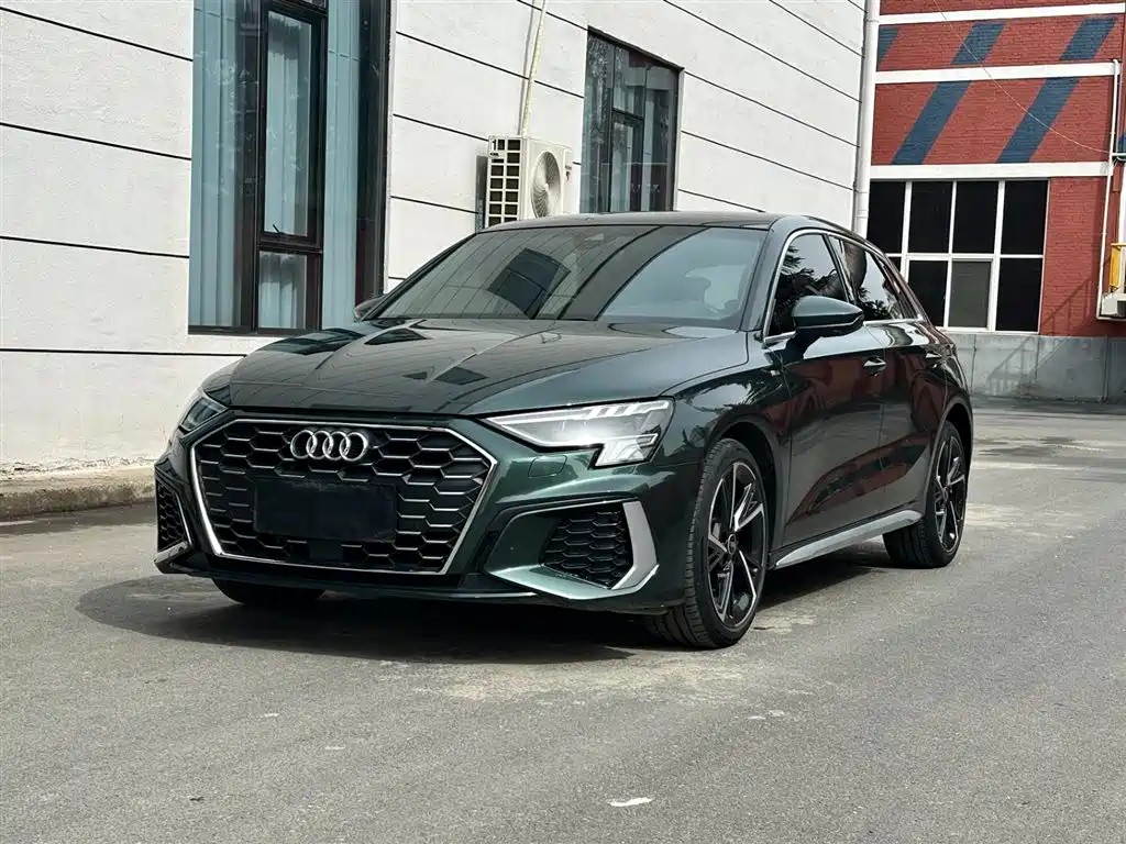 Audi A3 2023 Sportback 35 TFSI stylish and sporty купить на сайте DeffCars