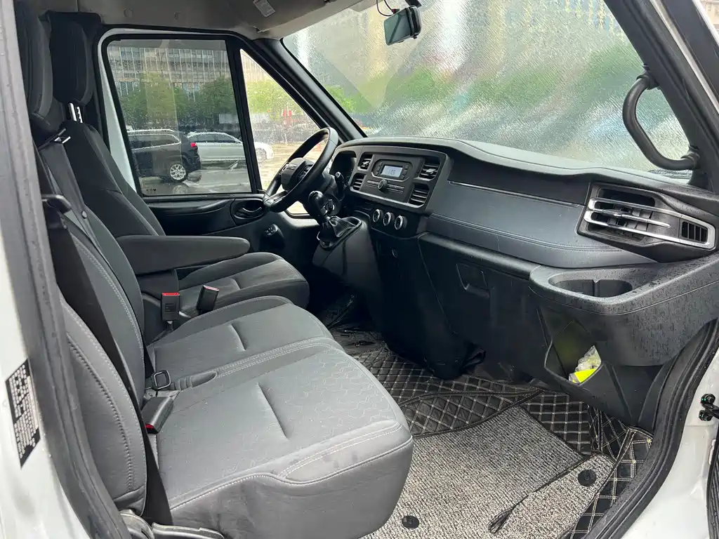 Jiangling Fushun 2023 2.0T manual mid-axle mid-top commercial multi-purpose passenger car with 7 seats купить на сайте DeffCars