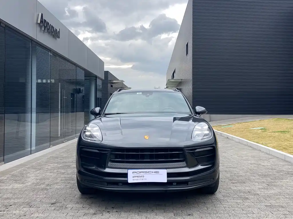 Macan 2023 Macan 2.0T купить на сайте DeffCars