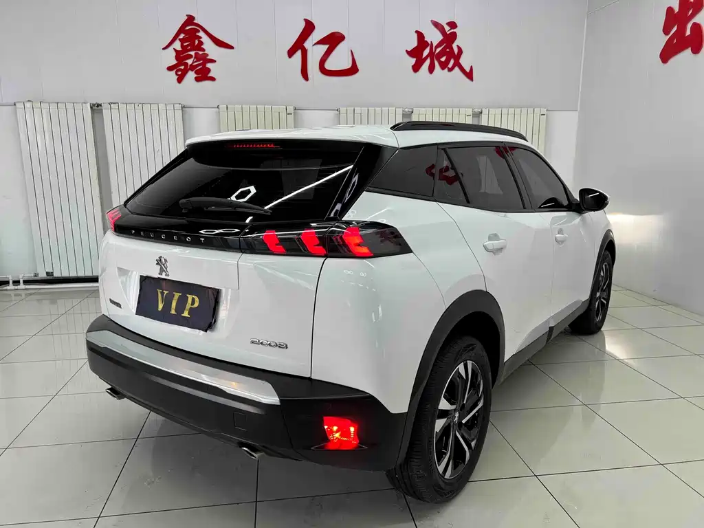 Peugeot 2008 2022 230THP the one купить на сайте DeffCars