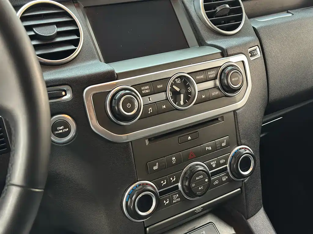 Discover 2016 3.0 SC V6 HSE купить на сайте DeffCars