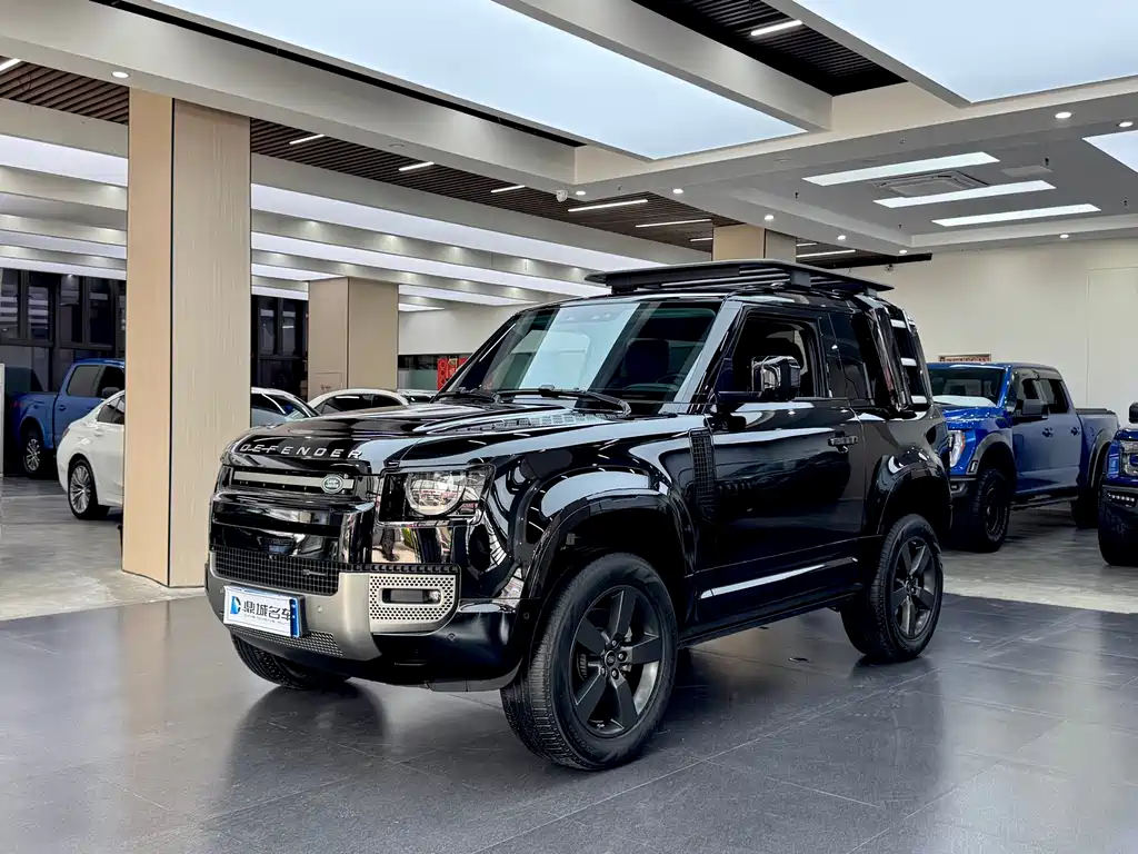 Land Rover Defender 2022 90 2.0T P300 X-DYNAMIC HSE купить на сайте DeffCars