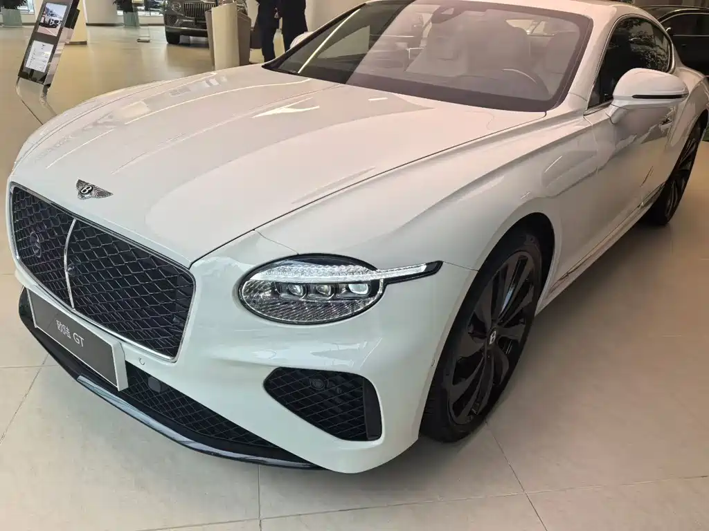 Continental plug-in hybrid 2026 GT base model купить на сайте DeffCars