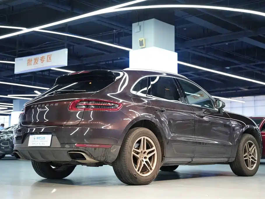 Macan 2017 Macan 2.0T купить на сайте DeffCars