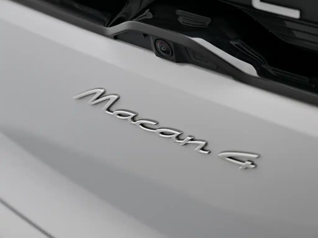 Macan New Energy 2024 Macan 4 купить на сайте DeffCars