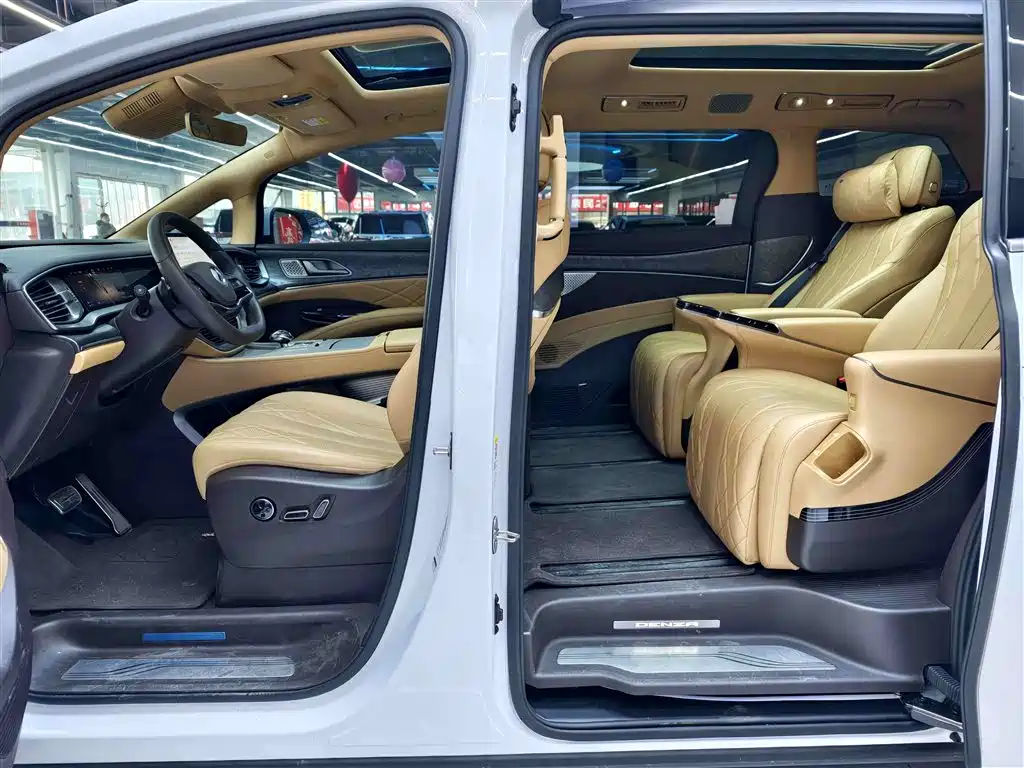 Denza D9 2025 DM-i smart driving version 1020 four-wheel drive exclusive model купить на сайте DeffCars