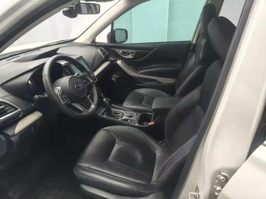 Forester 2022 2.0i AWD Deluxe Edition EyeSight купить на сайте DeffCars