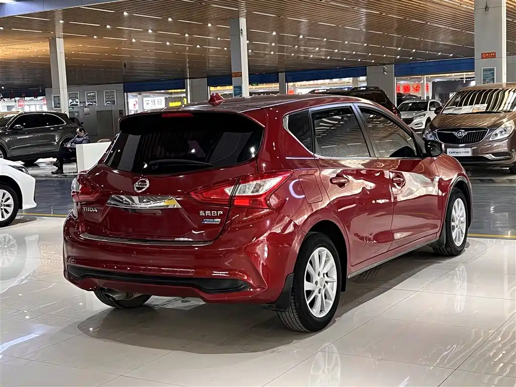 Tiida 2016 1.6L CVT cool version купить на сайте DeffCars