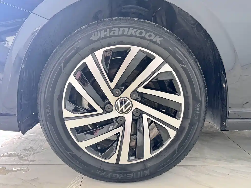 Lavida 2022 1.5L automatic comfort version купить на сайте DeffCars